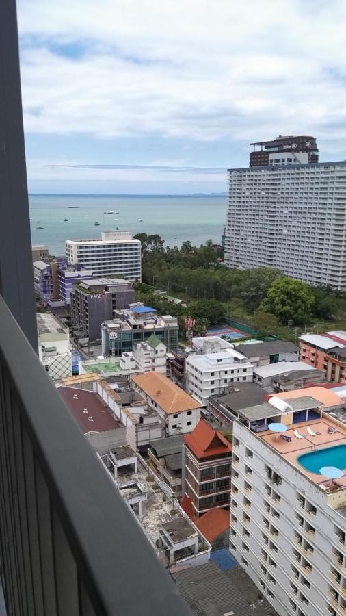 The Base Central Pattaya By Nkl Extérieur photo